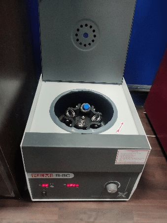 Laboratory Centrifuge Machine